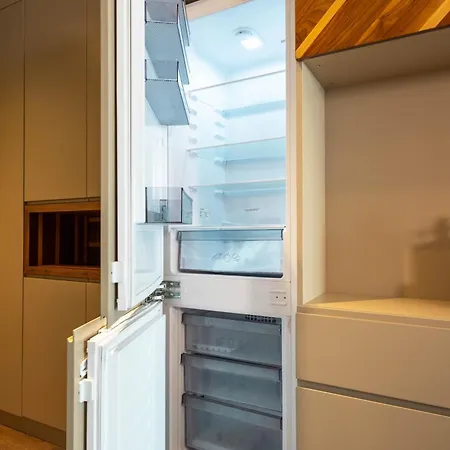 Superb Modern And Comfortable Flat In